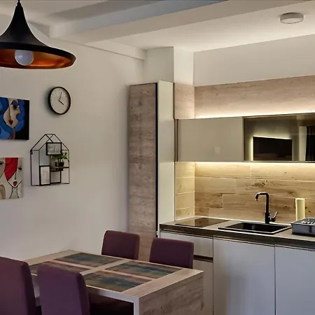 Heights N97 And Wellnes Apartamento